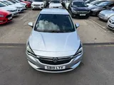 2019 Vauxhall Astra thumbnail 4