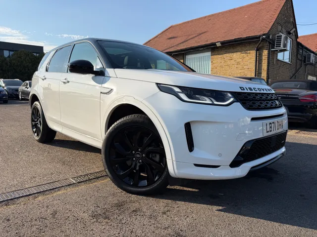 2022 Land Rover Discovery Sport — photo 2