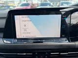 2021 Volkswagen Golf thumbnail 32