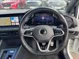 2021 Volkswagen Golf thumbnail 23