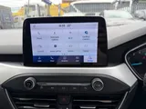 2021 Ford Focus thumbnail 32