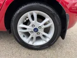 2015 Ford Fiesta thumbnail 15