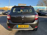2014 Dacia Sandero thumbnail 11