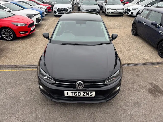 2018 Volkswagen Polo — photo 3