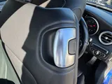 2017 Mercedes-Benz C-Class thumbnail 25