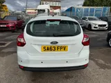 2013 Ford Focus thumbnail 13