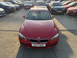 2017 BMW 3 Series thumbnail 5