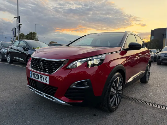2020 Peugeot 3008 — photo 3