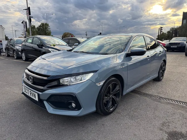 2017 Honda Civic — photo 3