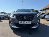 2020 Peugeot 2008 thumbnail 4
