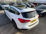 2019 Ford Focus thumbnail 11