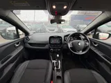 2018 Renault Clio thumbnail 16