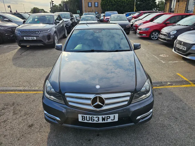 2013 Mercedes-Benz C-Class — photo 3