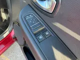 2017 Renault Clio thumbnail 36