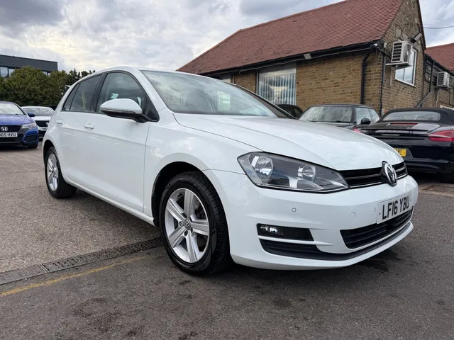2016 Volkswagen Golf — photo 3