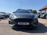 2019 Ford Focus thumbnail 5