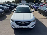 2018 Vauxhall Grandland X thumbnail 4