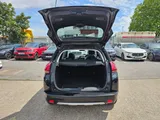2019 Peugeot 2008 thumbnail 14