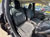 2017 Ford Fiesta thumbnail 33