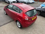 2015 Ford Fiesta thumbnail 12