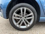 2017 Volkswagen Polo thumbnail 21
