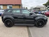 2016 Land Rover Range Rover Evoque thumbnail 9