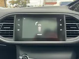 2018 Peugeot 308 thumbnail 24