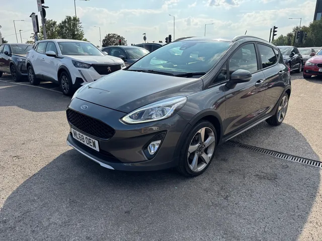 2018 Ford Fiesta — photo 2