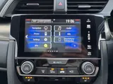 2017 Honda Civic thumbnail 37