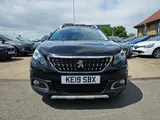2019 Peugeot 2008 thumbnail 2