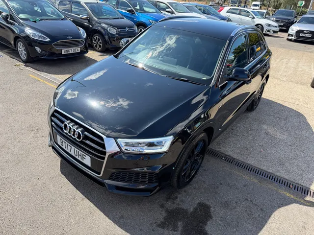 2017 Audi Q3 — photo 2