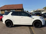 2022 Land Rover Discovery Sport thumbnail 18