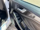 2019 Ford Focus thumbnail 36