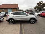 2018 Nissan Qashqai thumbnail 15