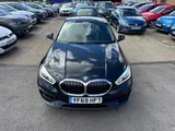 2019 BMW 1 Series thumbnail 3