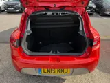 2015 Renault Clio thumbnail 40