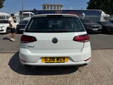 2018 Volkswagen Golf thumbnail 11