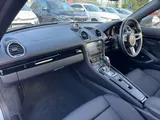 2019 Porsche 718 thumbnail 28