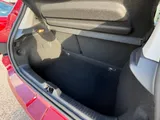 2017 Renault Clio thumbnail 38