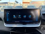 2020 Peugeot 208 thumbnail 35