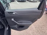 2018 Volkswagen Polo thumbnail 41