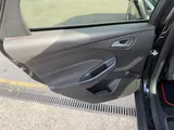 2014 Ford Focus thumbnail 33