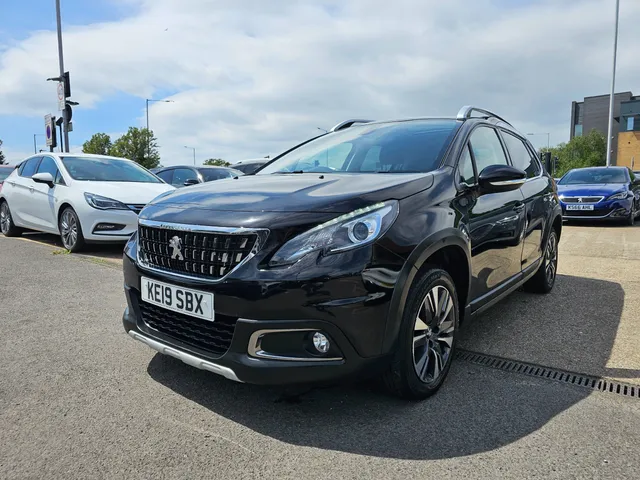 2019 Peugeot 2008 — photo 4