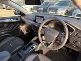 2019 Ford Focus thumbnail 16