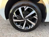2021 Volkswagen Polo thumbnail 17