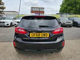 2018 Ford Fiesta thumbnail 9