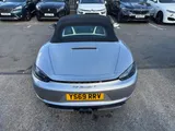 2019 Porsche 718 thumbnail 17