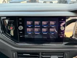 2023 Volkswagen Polo thumbnail 28