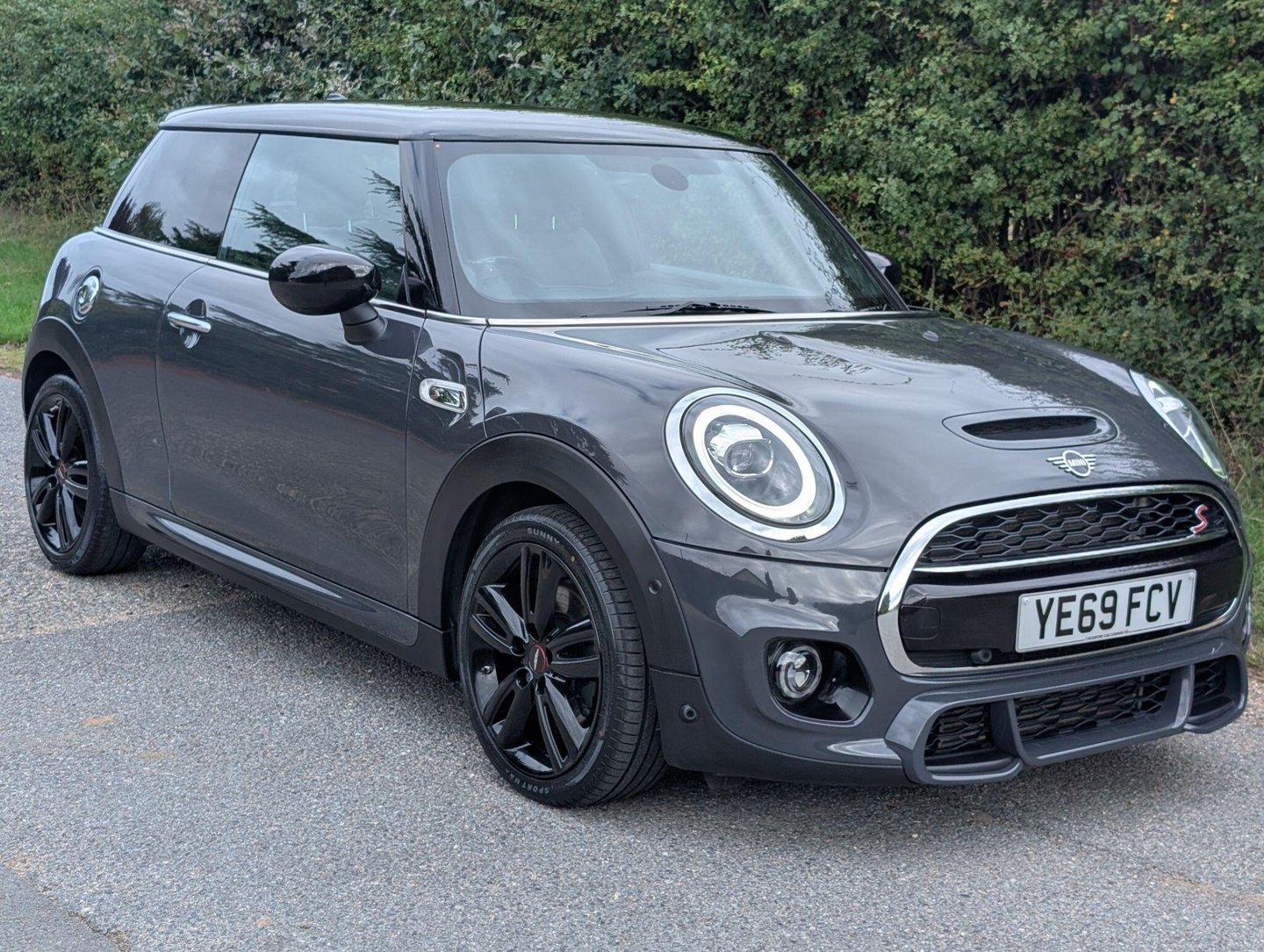 Mini Hatch