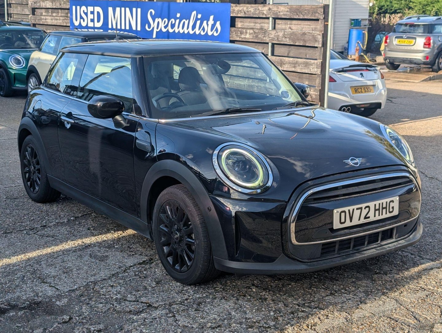 Mini Hatch